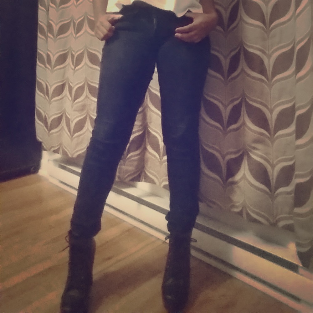 Levi’s Bold Curve, Low Rise, Skinny Jeans